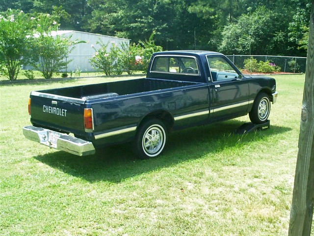 truck right side back.JPG