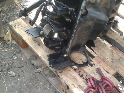old82engine5.jpg