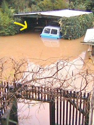 luv in Carport 1.jpg