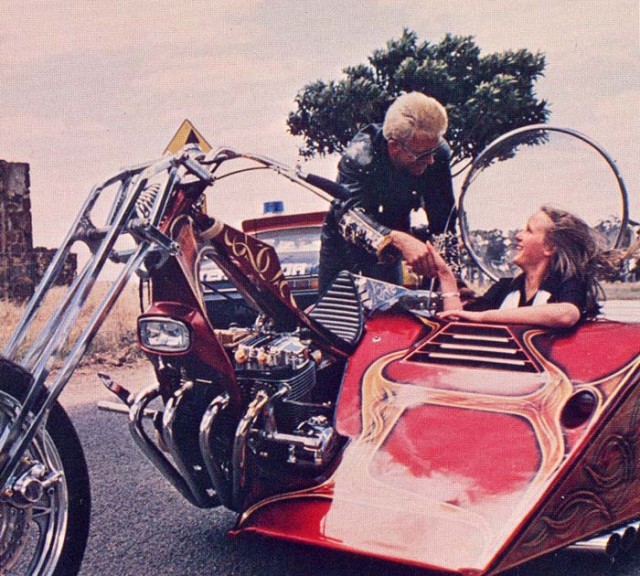 GooseAndTrike.jpg